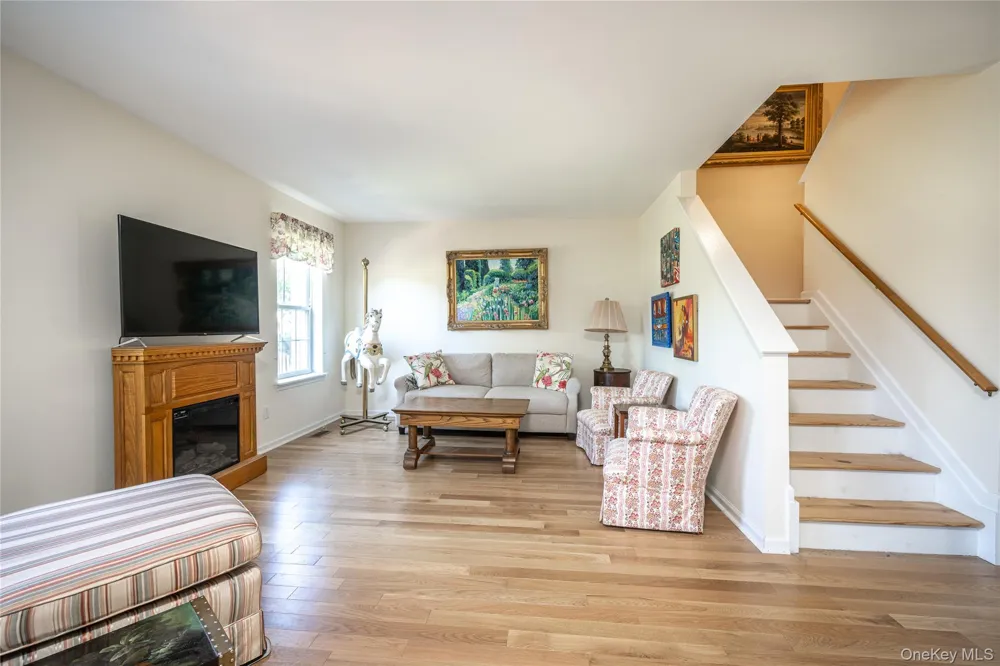 66 Tee Lane Red Hook, NY 12571