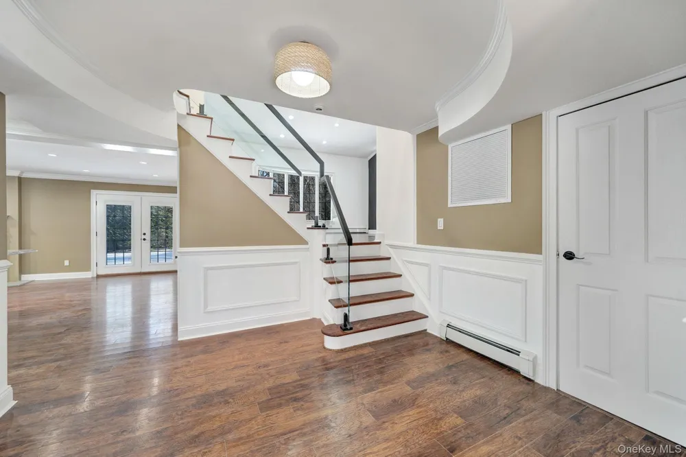 20 Sagamore Way S Jericho, NY 11753