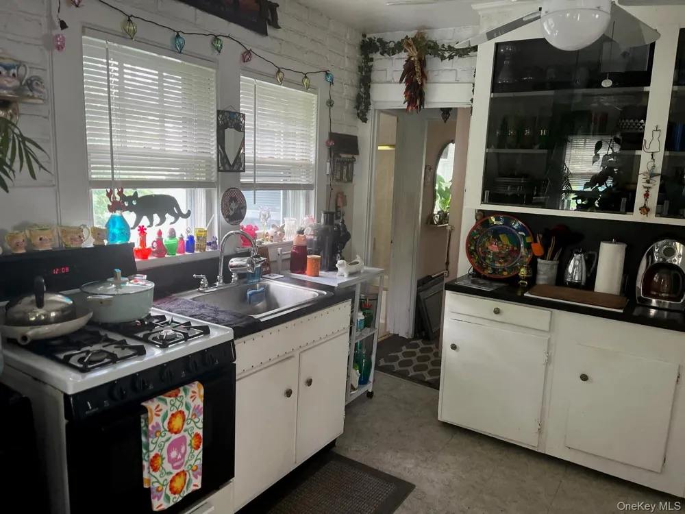 2133 Marion Place Baldwin, NY 11510