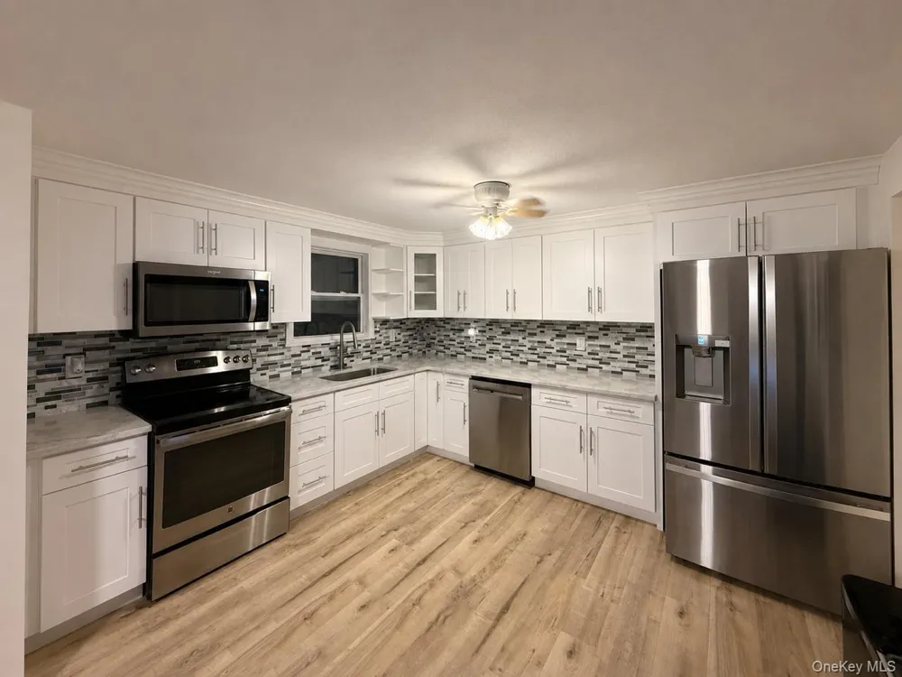 65 Biscayne Drive Selden, NY 11784