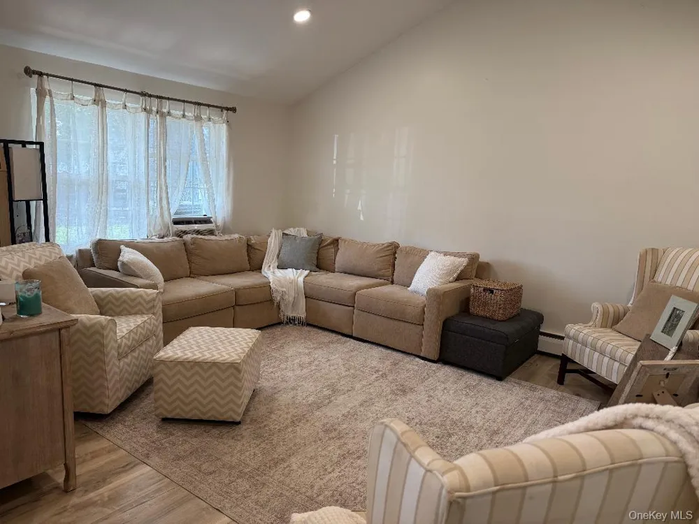 65 Biscayne Drive Selden, NY 11784
