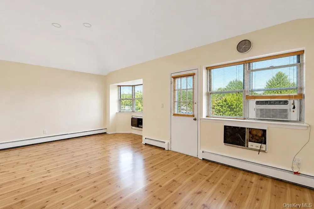 150-07 95th Street #3 Ozone Park, NY 11417