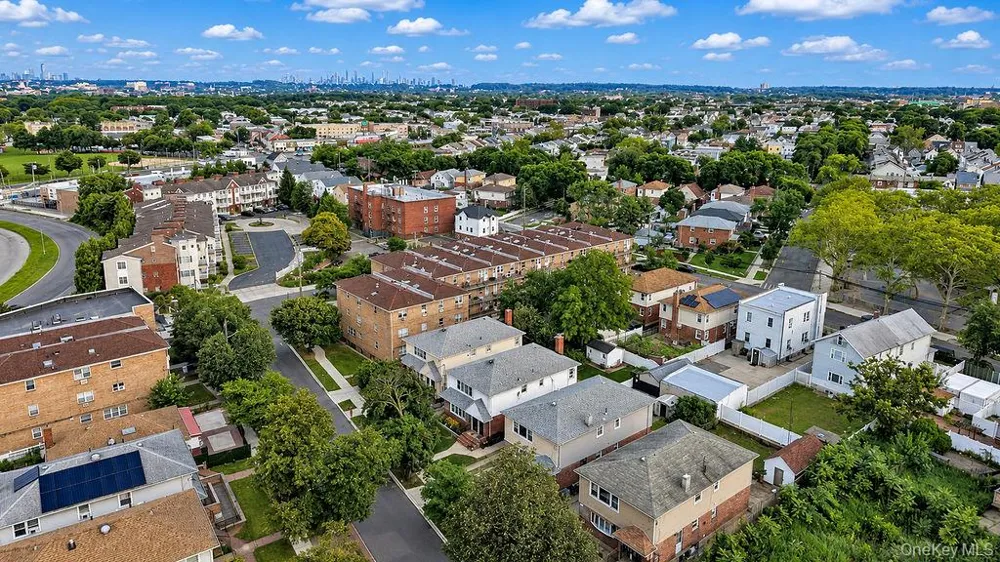 150-07 95th Street #3 Ozone Park, NY 11417