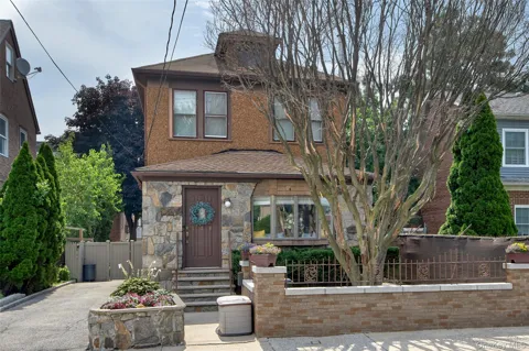 170 Trenchard Street
