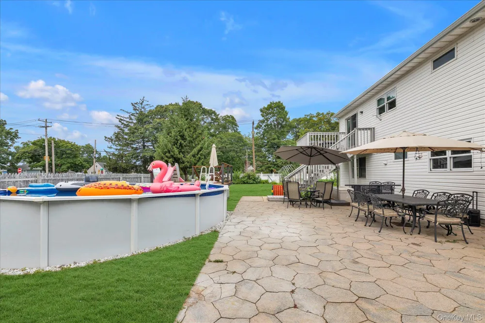 583 Erie Avenue Lindenhurst, NY 11757