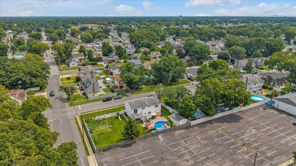 583 Erie Avenue Lindenhurst, NY 11757