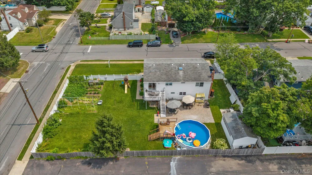 583 Erie Avenue Lindenhurst, NY 11757