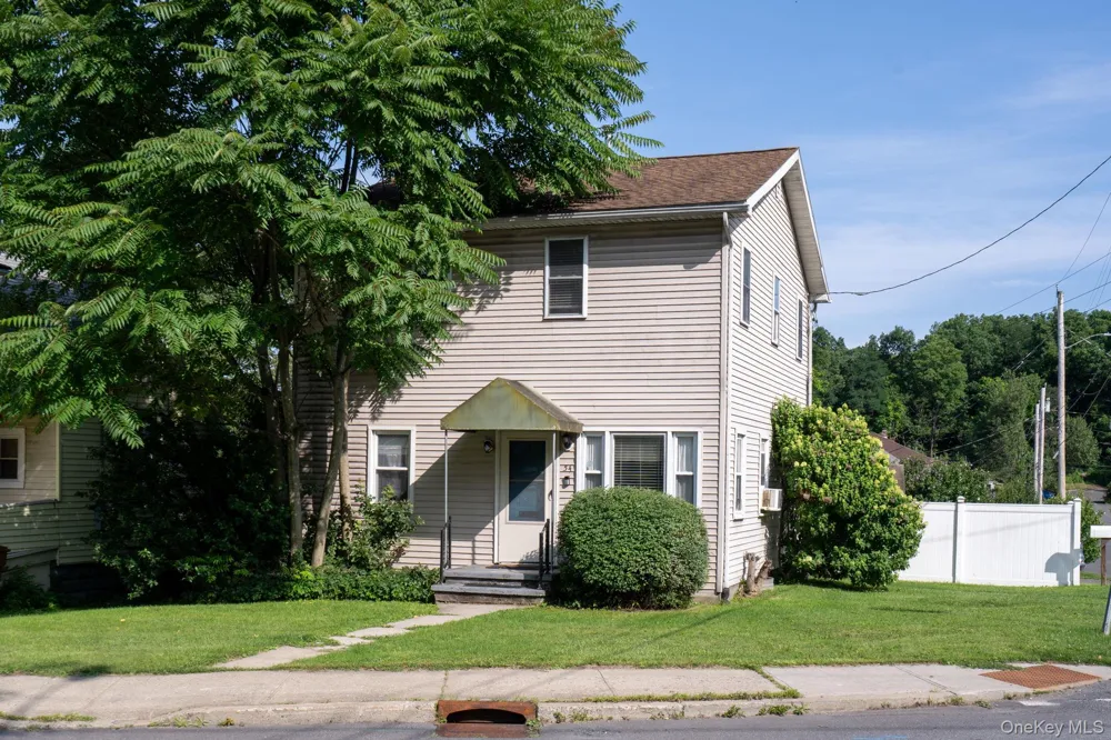 54 Boulevard Kingston, NY 12401