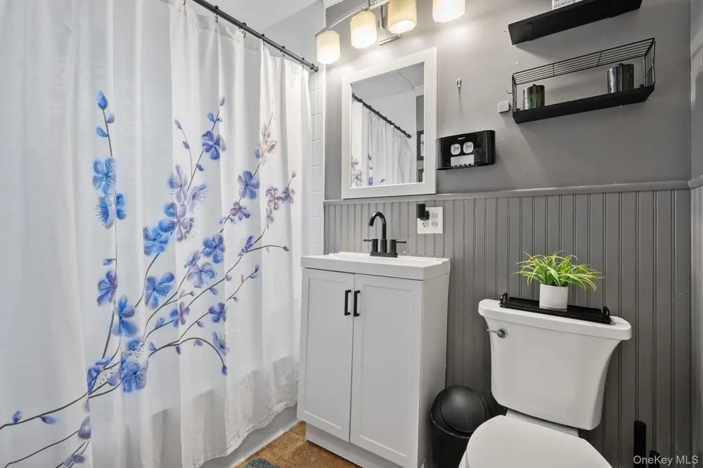 54 Boulevard Kingston, NY 12401