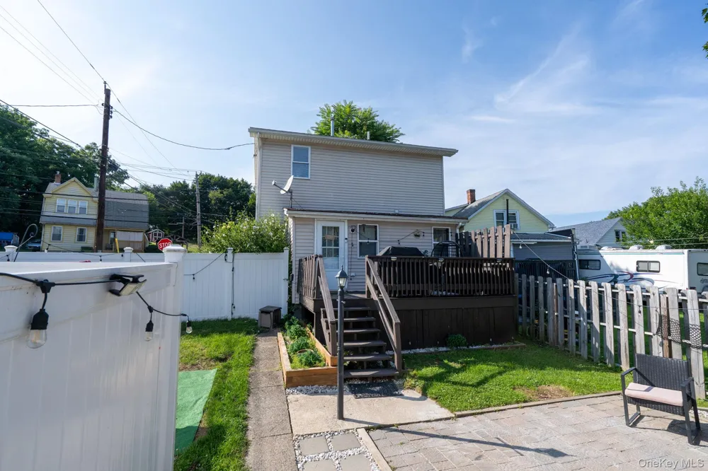 54 Boulevard Kingston, NY 12401