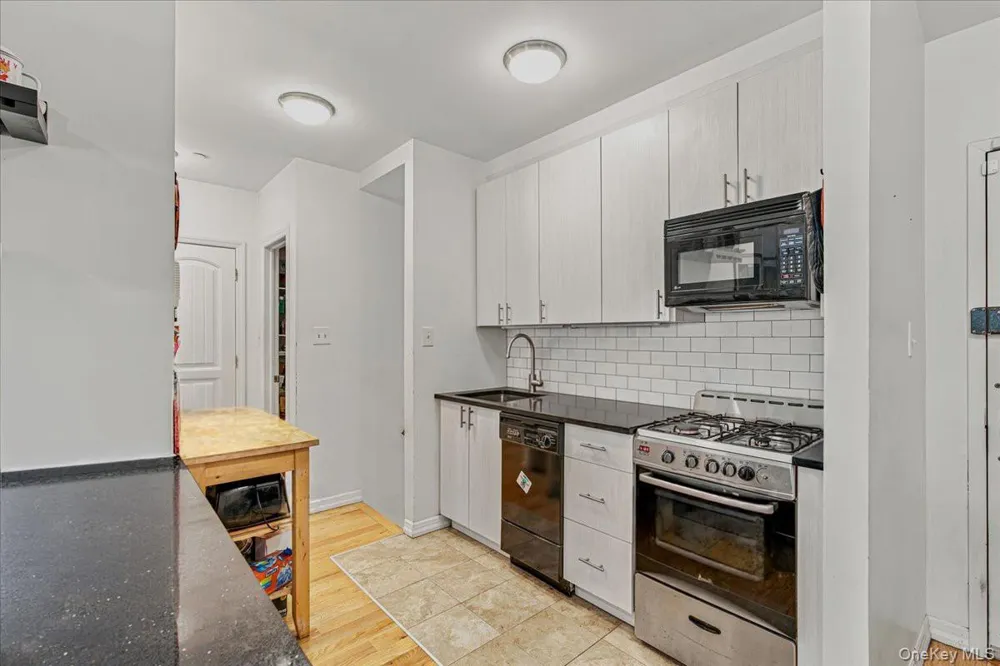 2231 62nd Street #1A Brooklyn, NY 11204