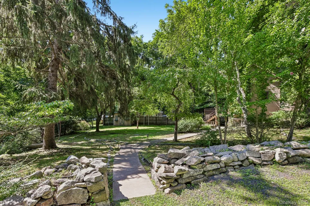 8 Reservoir Road Stony Point, NY 10980