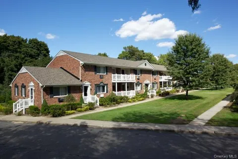 16 Garfield Avenue #32-C