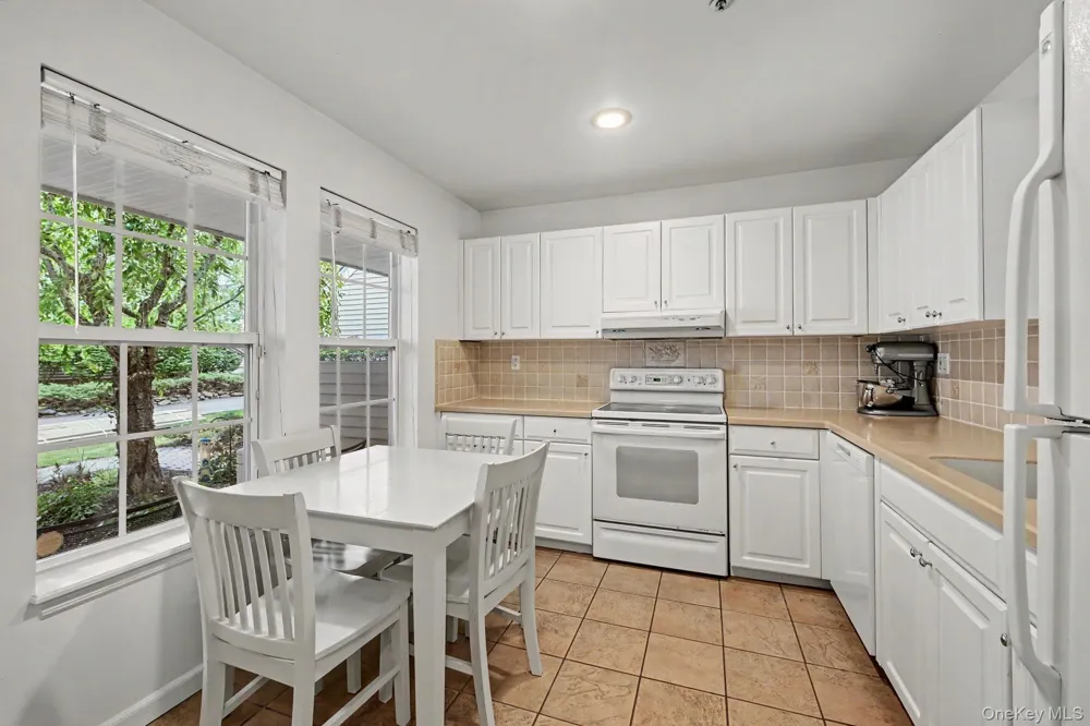 210 Sandpiper Court #210 Yorktown Heights, NY 10598