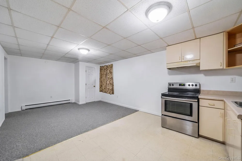 107 Cedar Oaks Avenue Farmingville, NY 11738