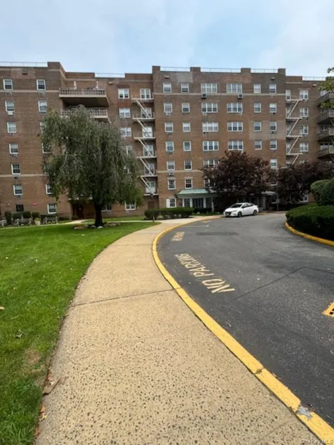 151-15 84th Street #5N