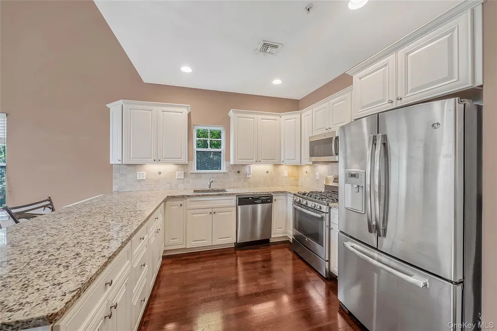 93 Millie Court Patchogue, NY 11772
