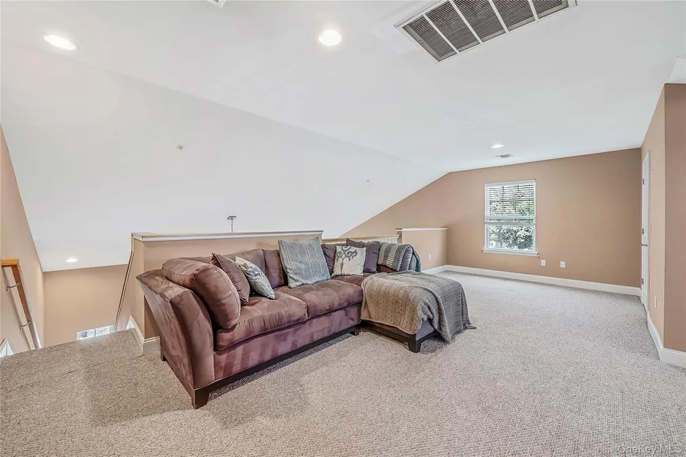 93 Millie Court Patchogue, NY 11772