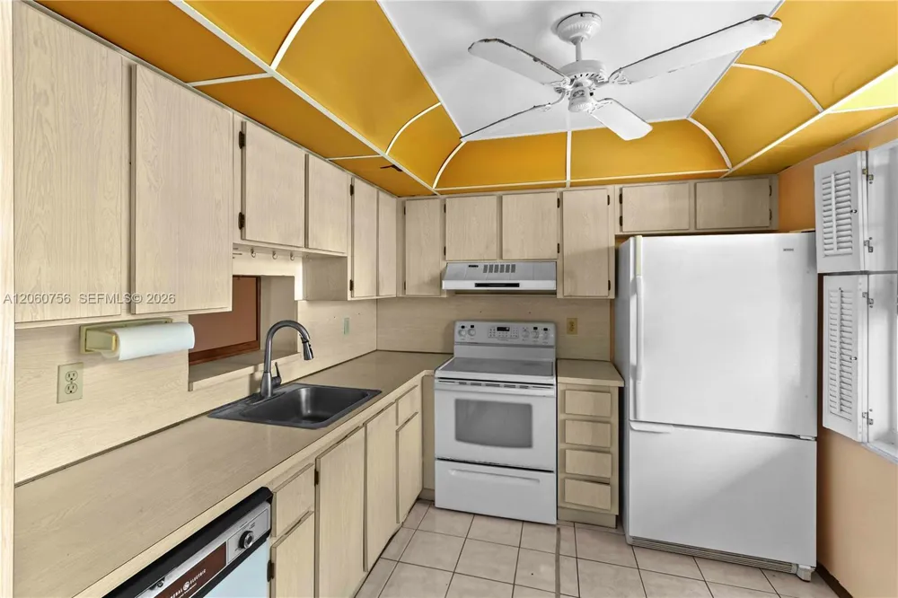131 SE 3rd Ave #101 Dania Beach, FL 33004