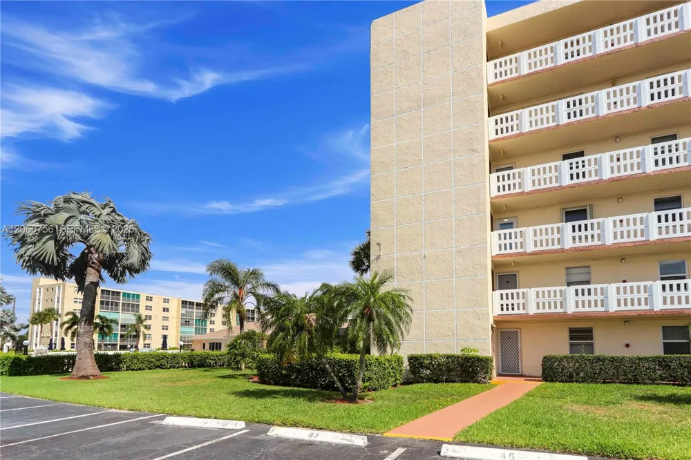 131 SE 3rd Ave #101 Dania Beach, FL 33004