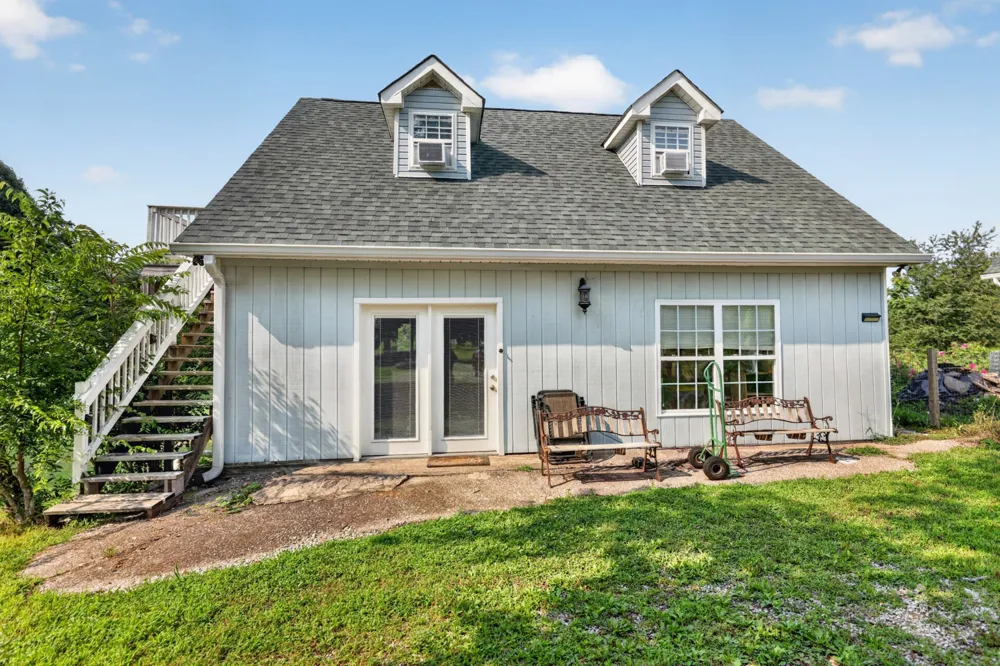 2155 Oak Knob Rd Lafayette, TN 37083