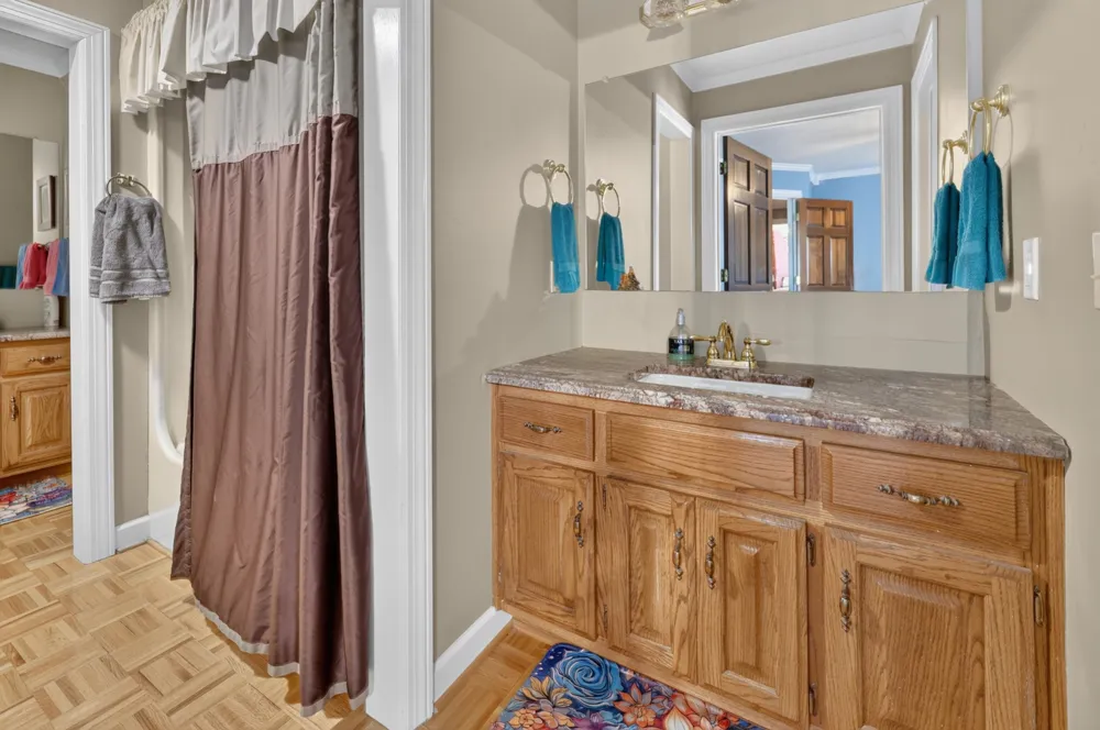 2155 Oak Knob Rd Lafayette, TN 37083