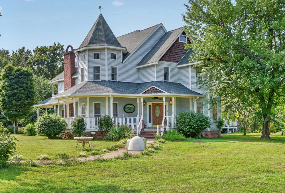 2155 Oak Knob Rd Lafayette, TN 37083