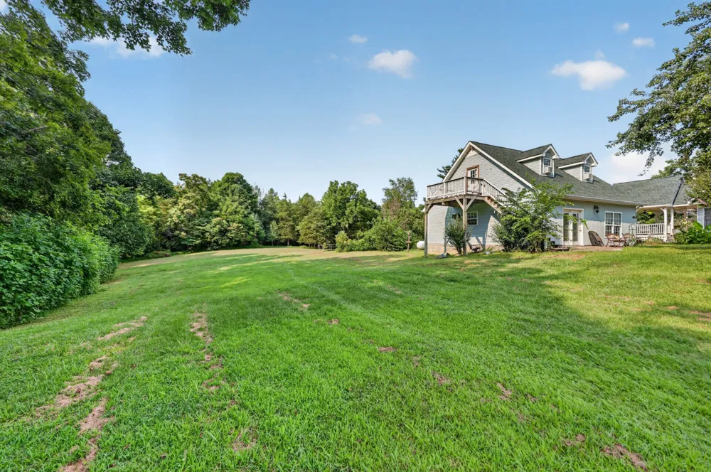 2155 Oak Knob Rd Lafayette, TN 37083