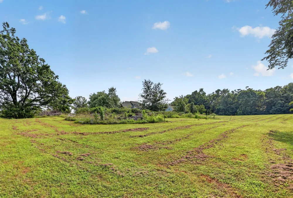 2155 Oak Knob Rd Lafayette, TN 37083