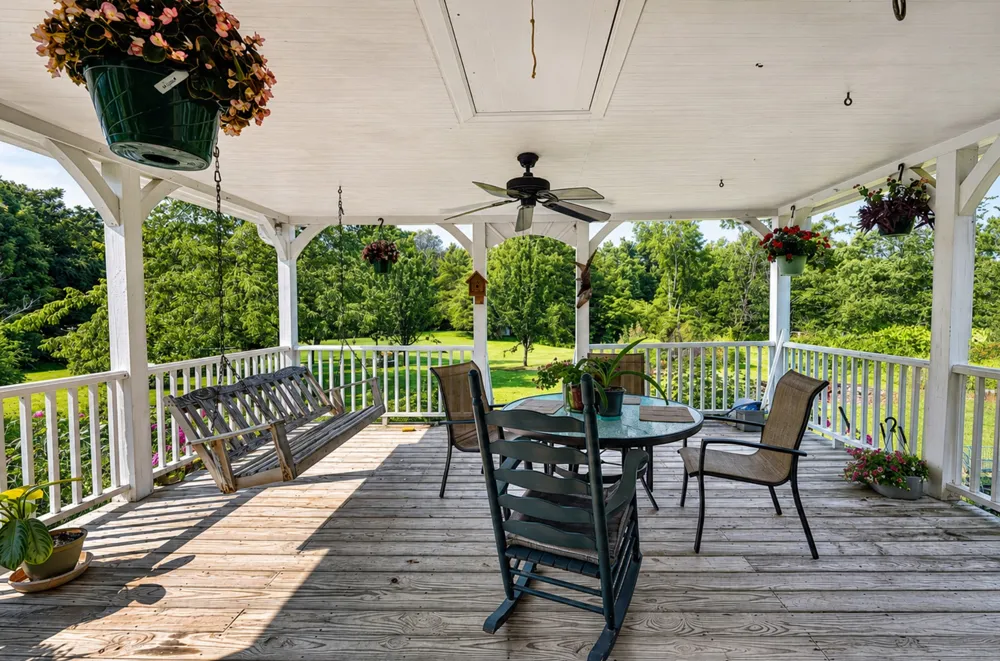 2155 Oak Knob Rd Lafayette, TN 37083