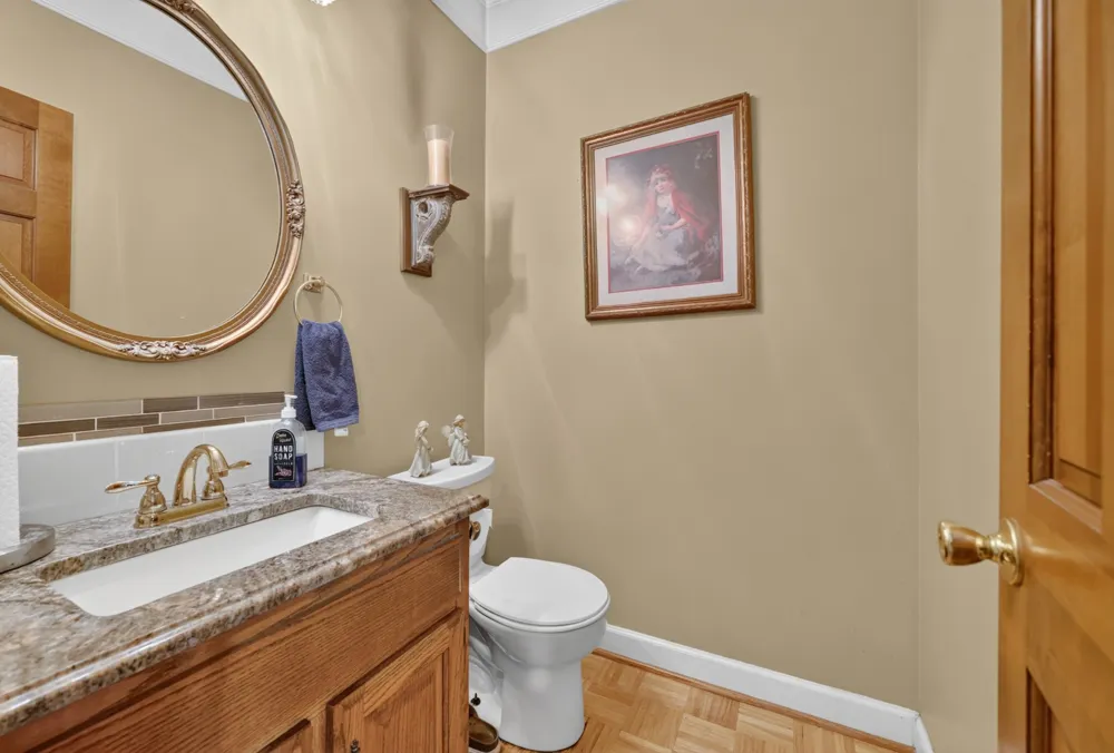 2155 Oak Knob Rd Lafayette, TN 37083