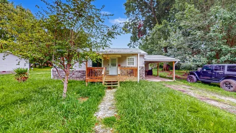 109 Oakwood Dr