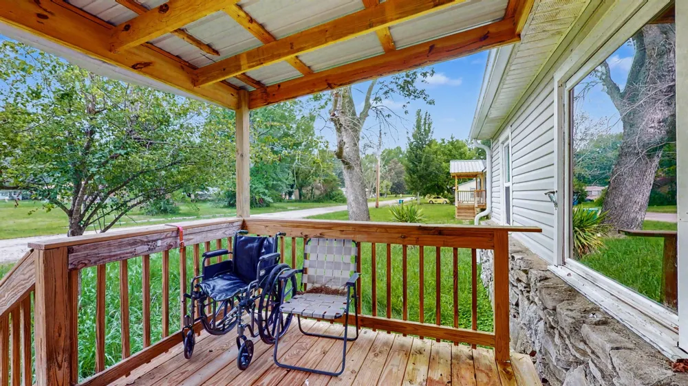109 Oakwood Dr Huntland, TN 37345