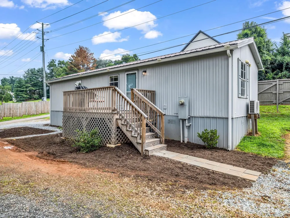 144 Clayton Road Arden, NC 28704