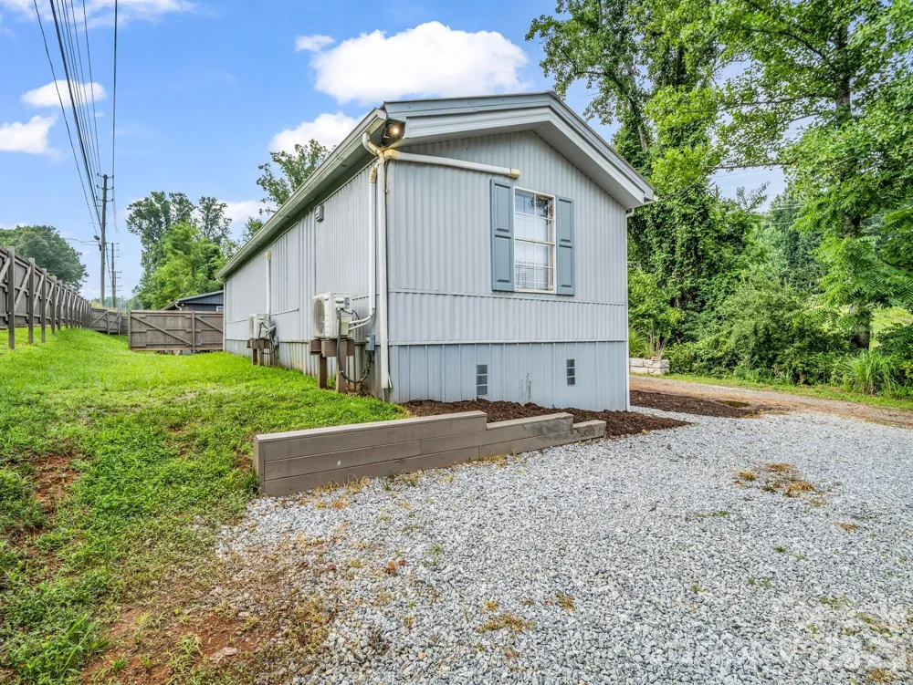 144 Clayton Road Arden, NC 28704