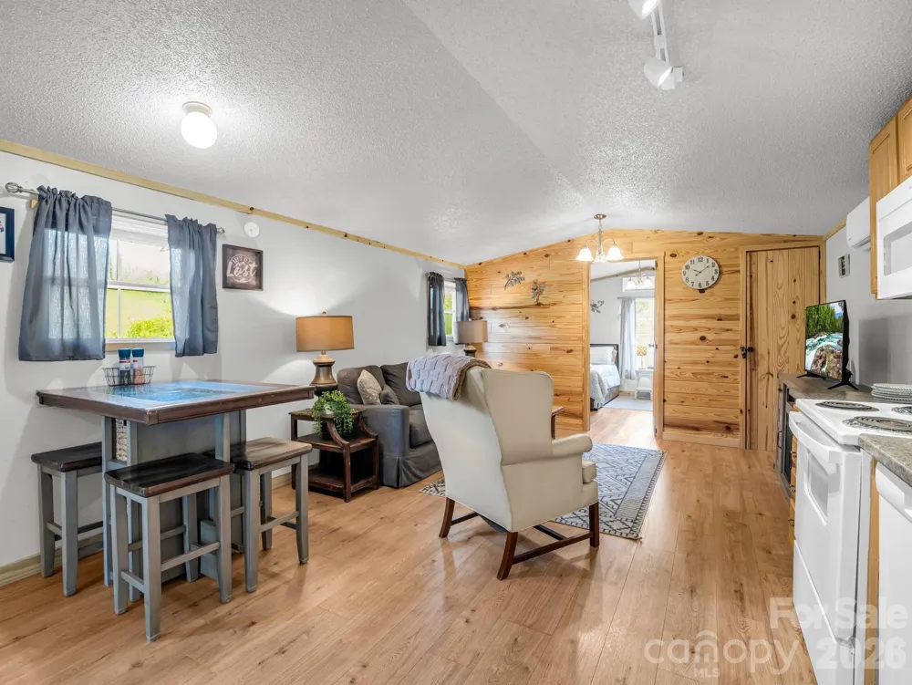 144 Clayton Road Arden, NC 28704