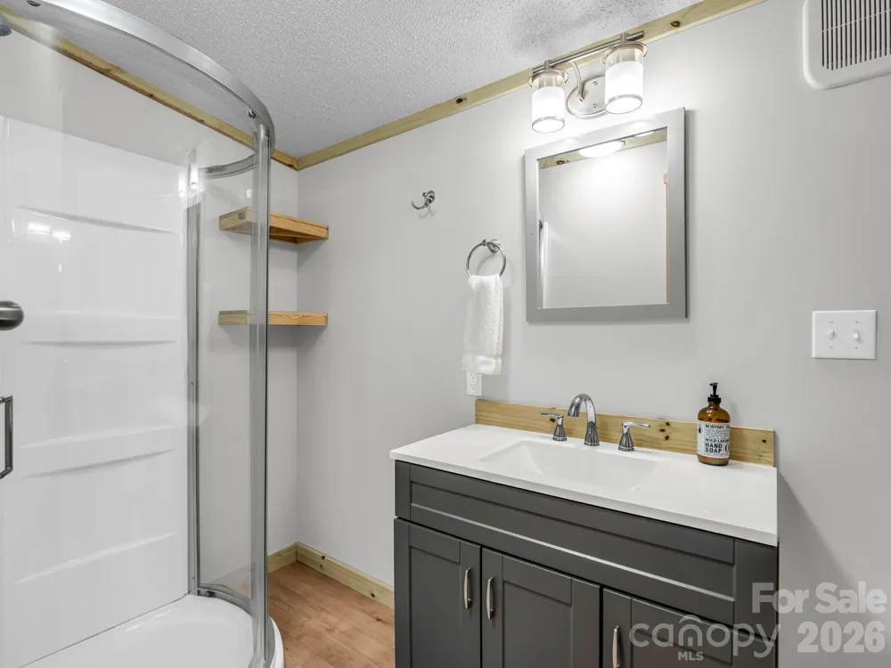 144 Clayton Road Arden, NC 28704
