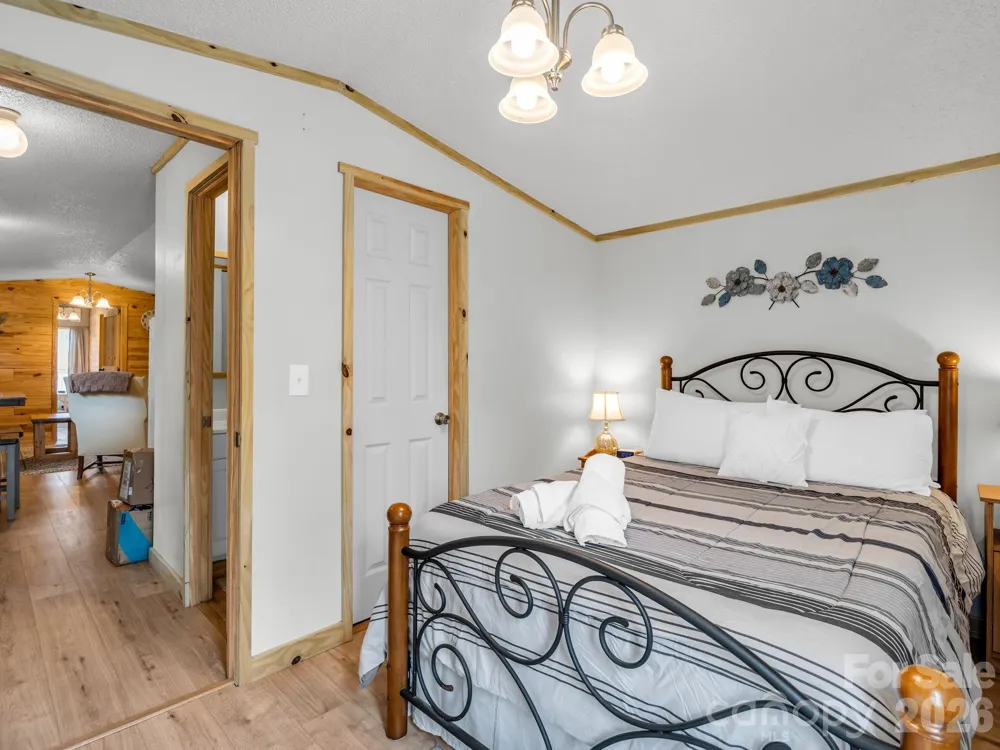 144 Clayton Road Arden, NC 28704
