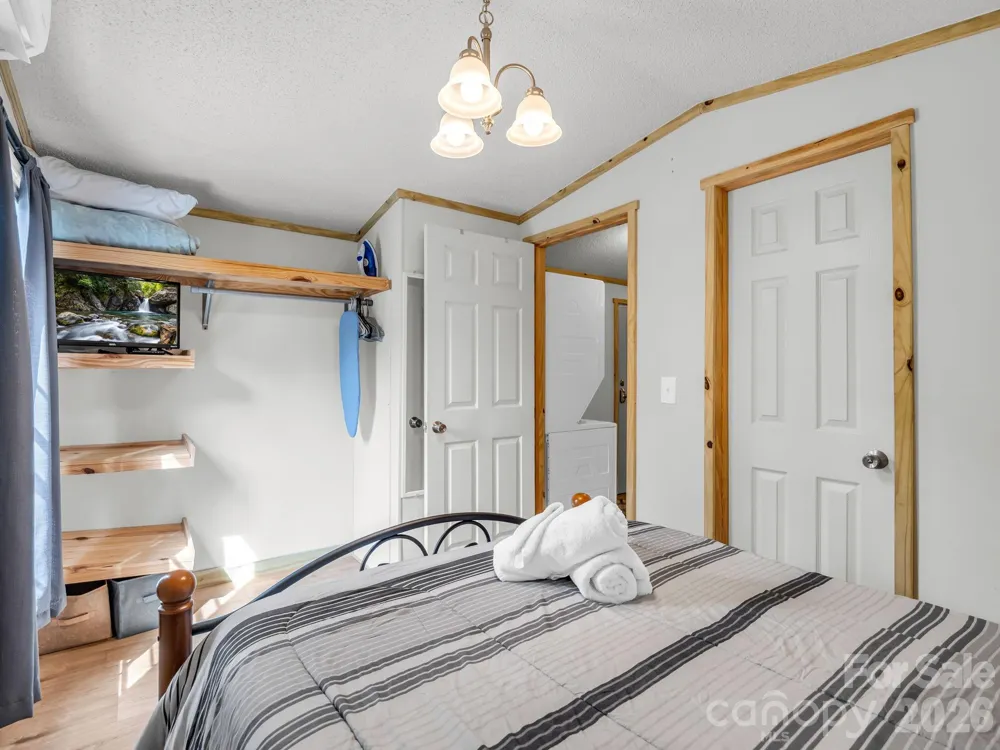 144 Clayton Road Arden, NC 28704