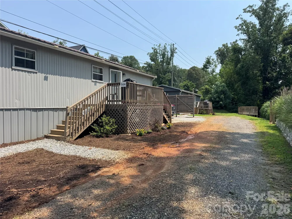 144 Clayton Road Arden, NC 28704