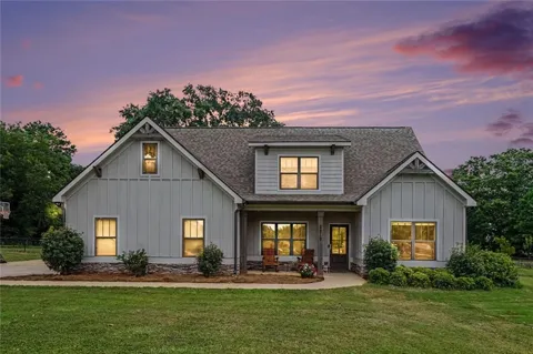 2219 Greensboro Highway