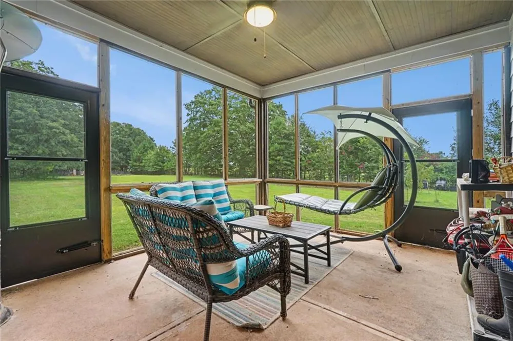 2219 Greensboro Highway Watkinsville, GA 30677