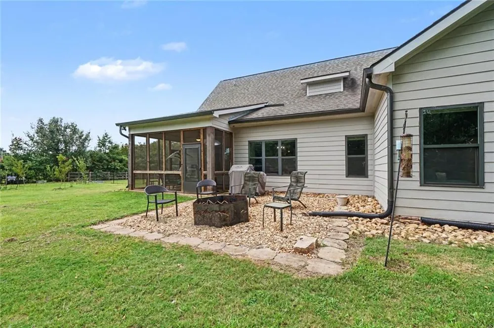 2219 Greensboro Highway Watkinsville, GA 30677