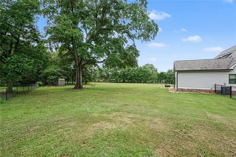 2219 Greensboro Highway Watkinsville, GA 30677