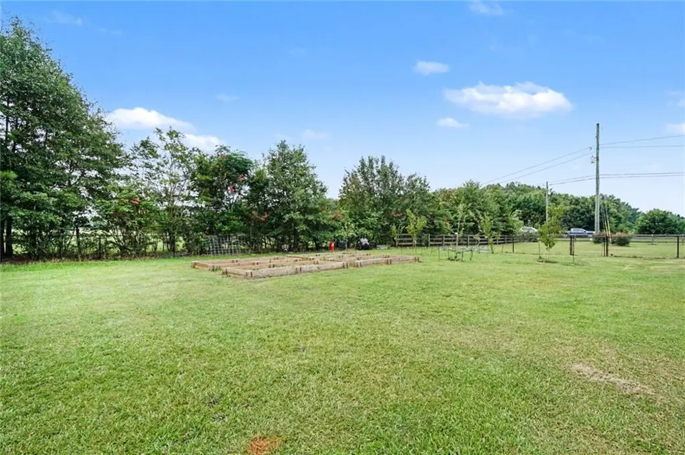 2219 Greensboro Highway Watkinsville, GA 30677