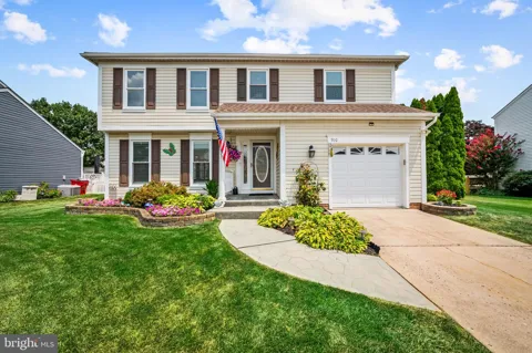 910 BERGEN COURT