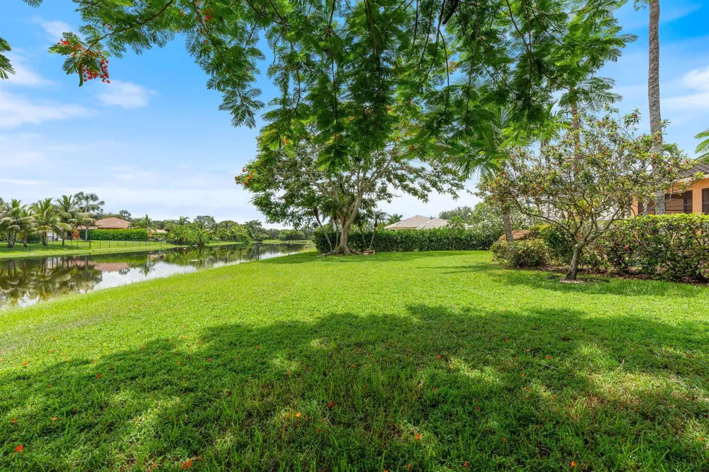 3972 SW 140TH AVENUE Davie, FL 33330
