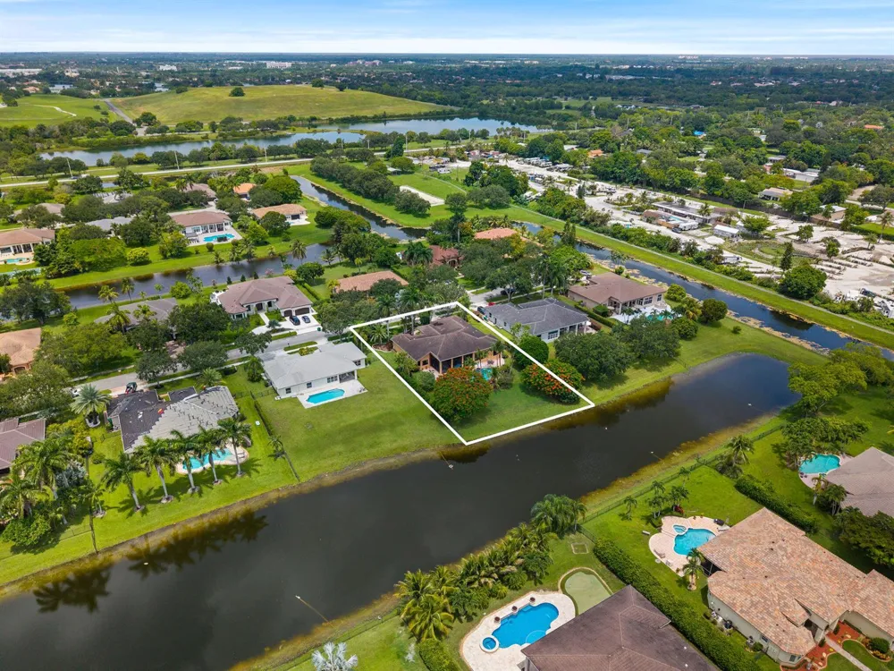 3972 SW 140TH AVENUE Davie, FL 33330