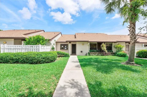 3342 Carambola Cir S