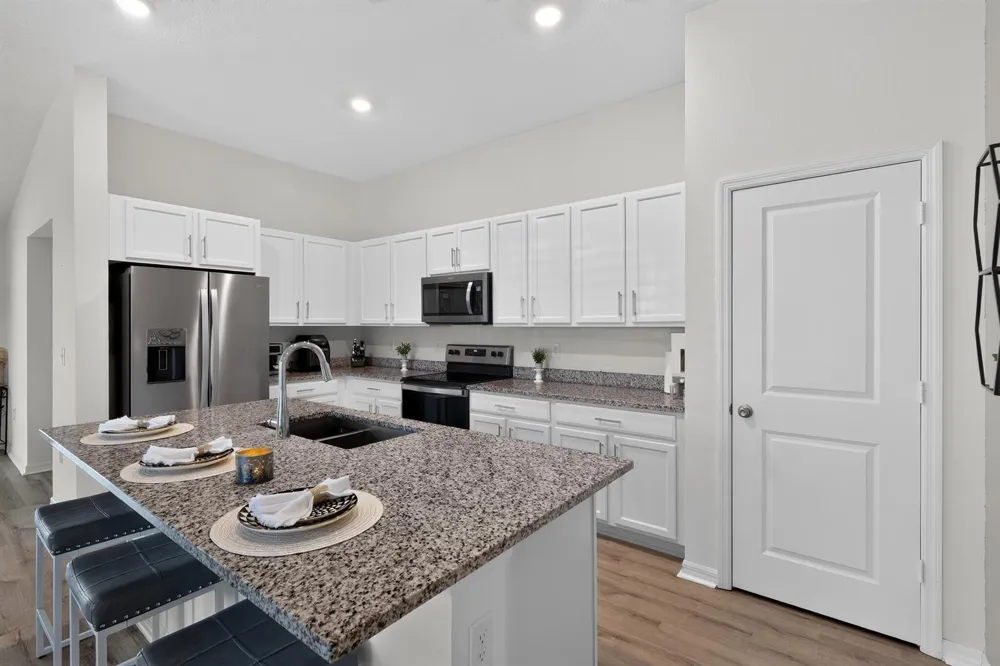 9181 Oscraft Drive Davenport, FL 33896